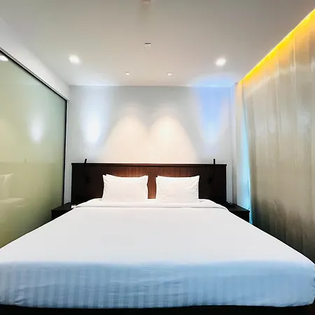 Civic Horizon Hotel & Residence Bangkok Exterior photo